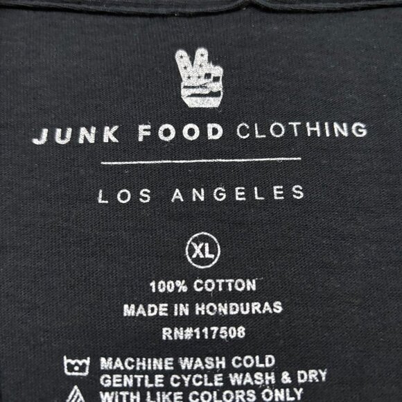 Def Leppard Pyromania Album Art Heavy Metal Band T-Shirt XL - Picture 4 of 4